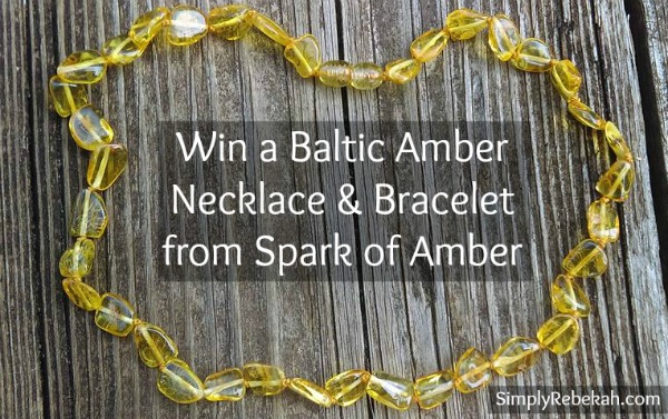 Necklace & Bracelet Set from Spark of Amber – Christmas Giveaway Week!